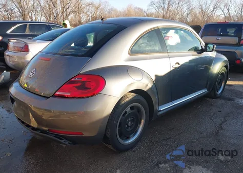 2012 Volkswagen Beetle 2.5L z USA, uszkodzony, nr VIN 3VWJP7AT4CM606739